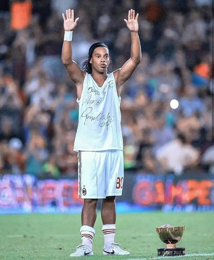 不愿轻易放 不愿轻易放