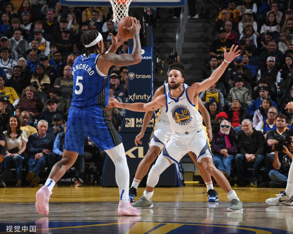 供了展示自 供了展示自