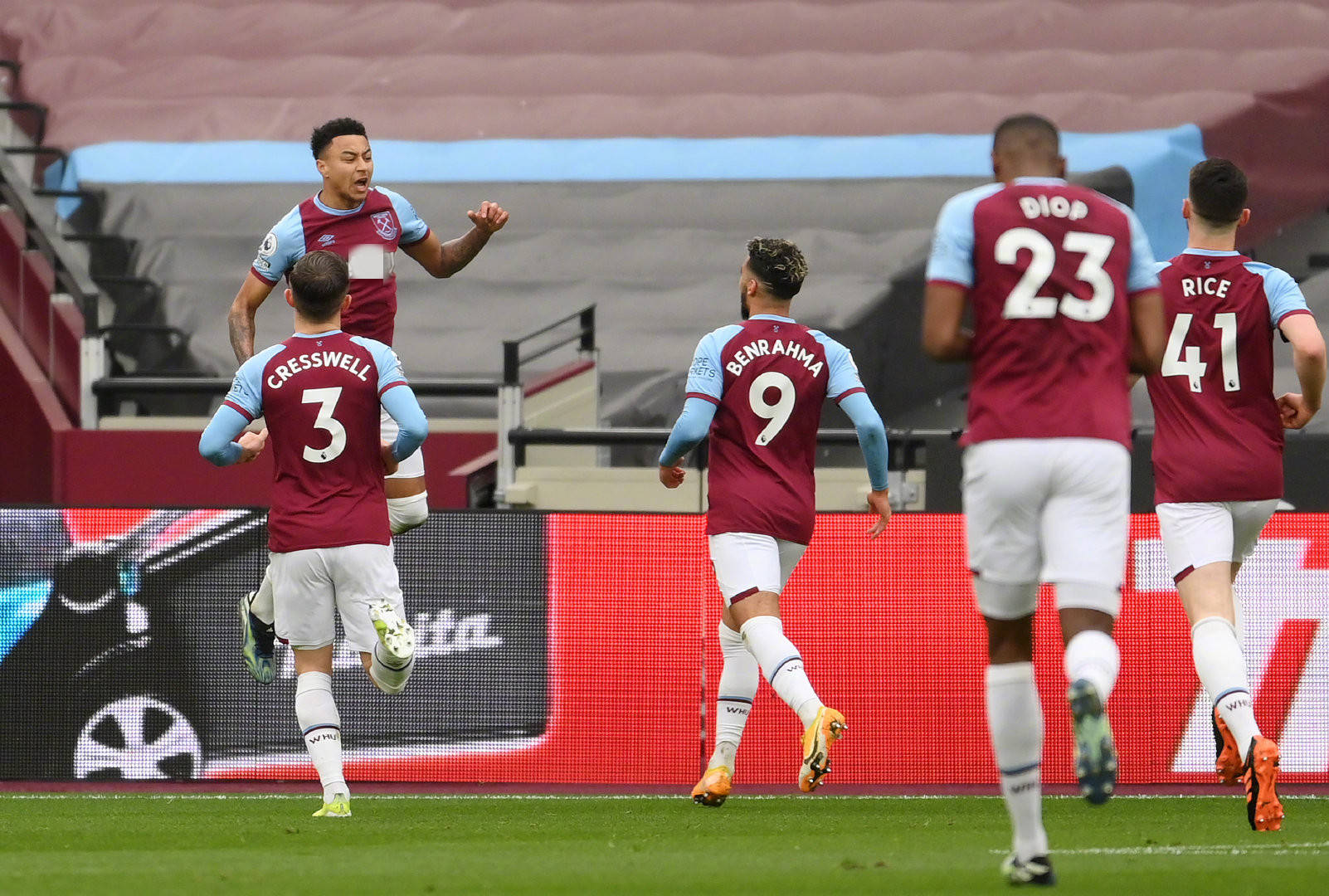 冲浪比赛的 冲浪比赛的